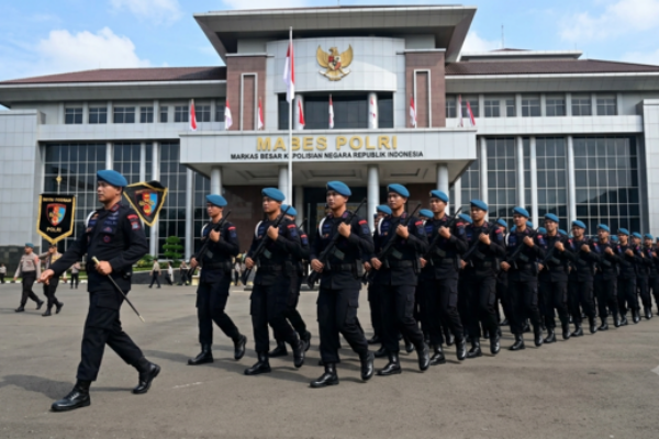 Lapor Polisi Tapi Malah Diminta Uang? Ini Saluran Pengaduan Resmi Propam yang Wajib Anda Tahu